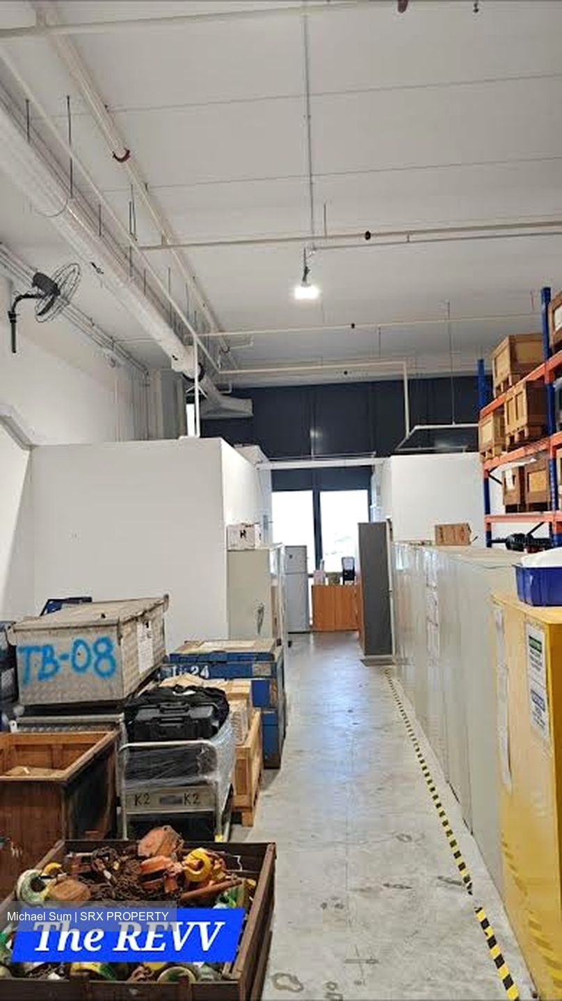 REVV (D22), Factory #581340431